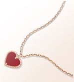 Hearth pendant Van Cleff & Arpels. Valentine's Jewellery. Read more on www.sophiworldblog.com